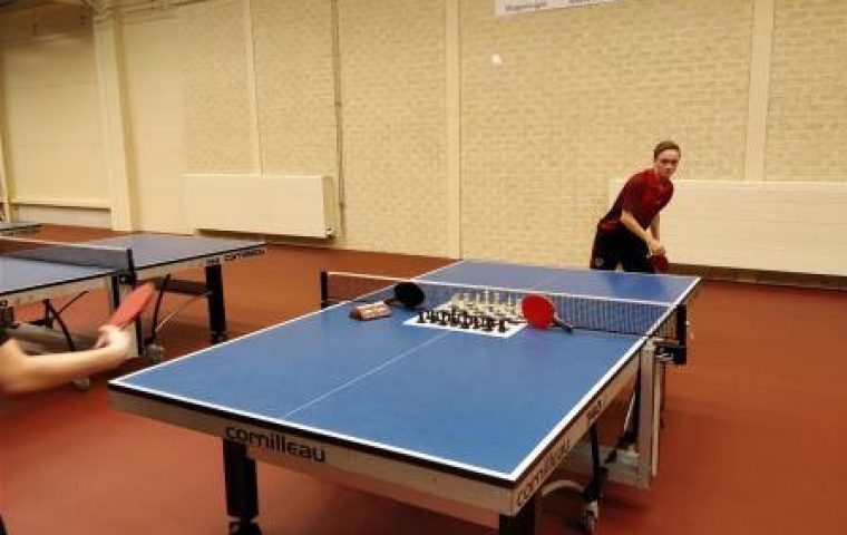 Simon van Eek kampioen schafeltennis 2018