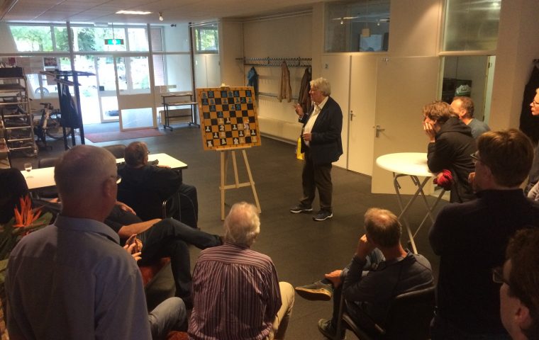 Eerste laat het lelijk afweten op de staartborden