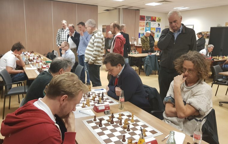 Wisselende resultaten KNSB-teams