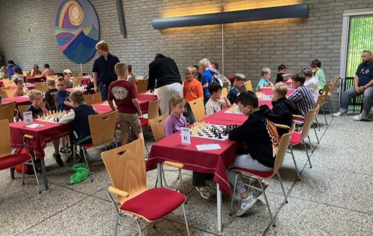 Veel schaakplezier bij vierde Vallei Jeugdschaaktoernooi
