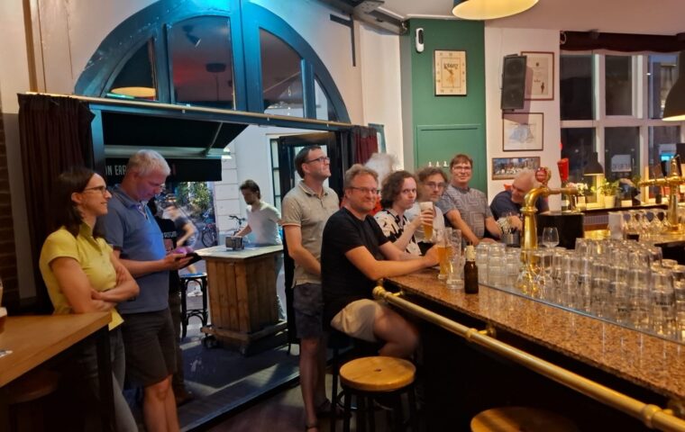 Zomerschaak in café Loburg
